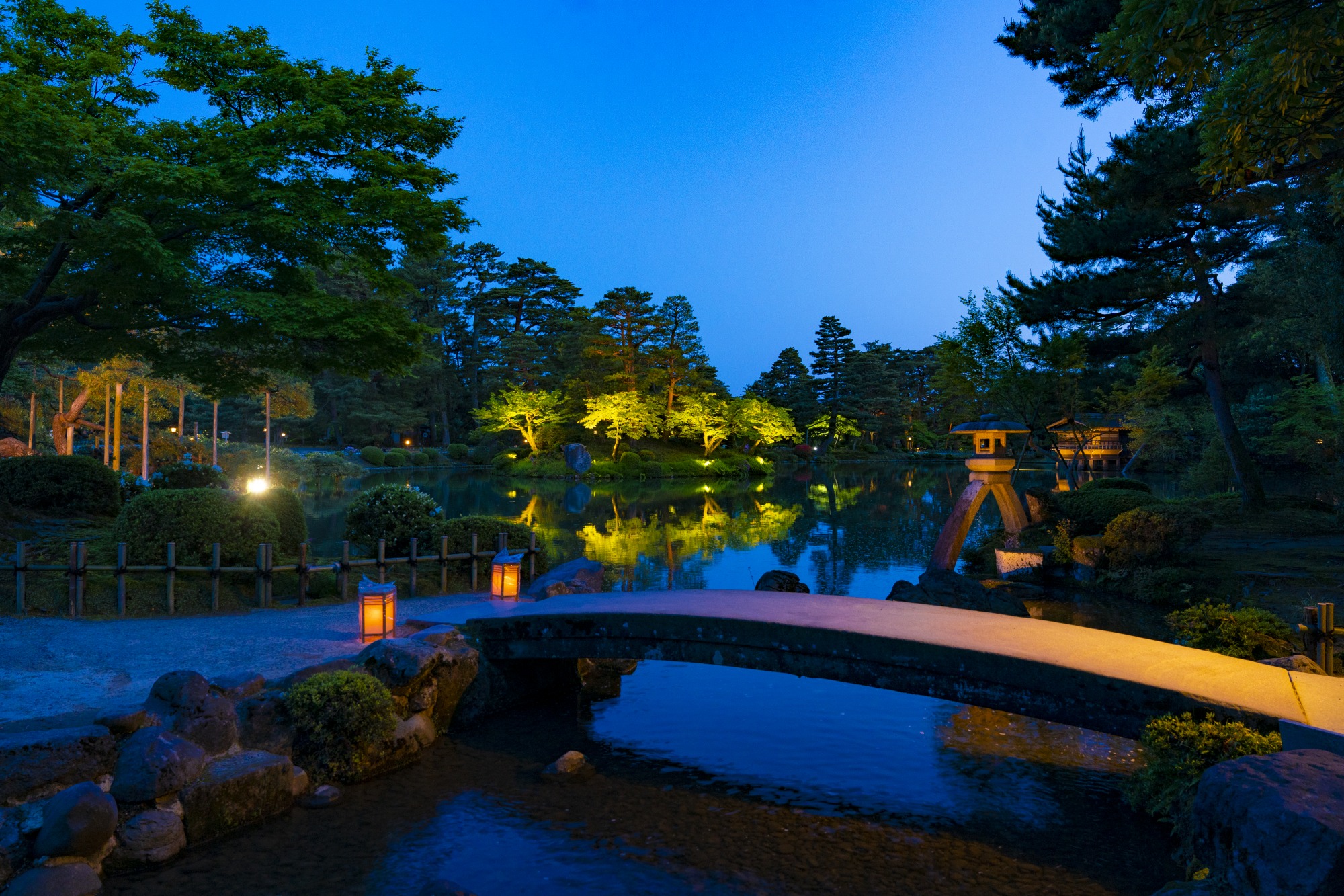 【3/16(土),3/17(日)】「金沢城・兼六園四季物語～北陸新幹線県内全線開業特別ライトアップ～」＠兼六園